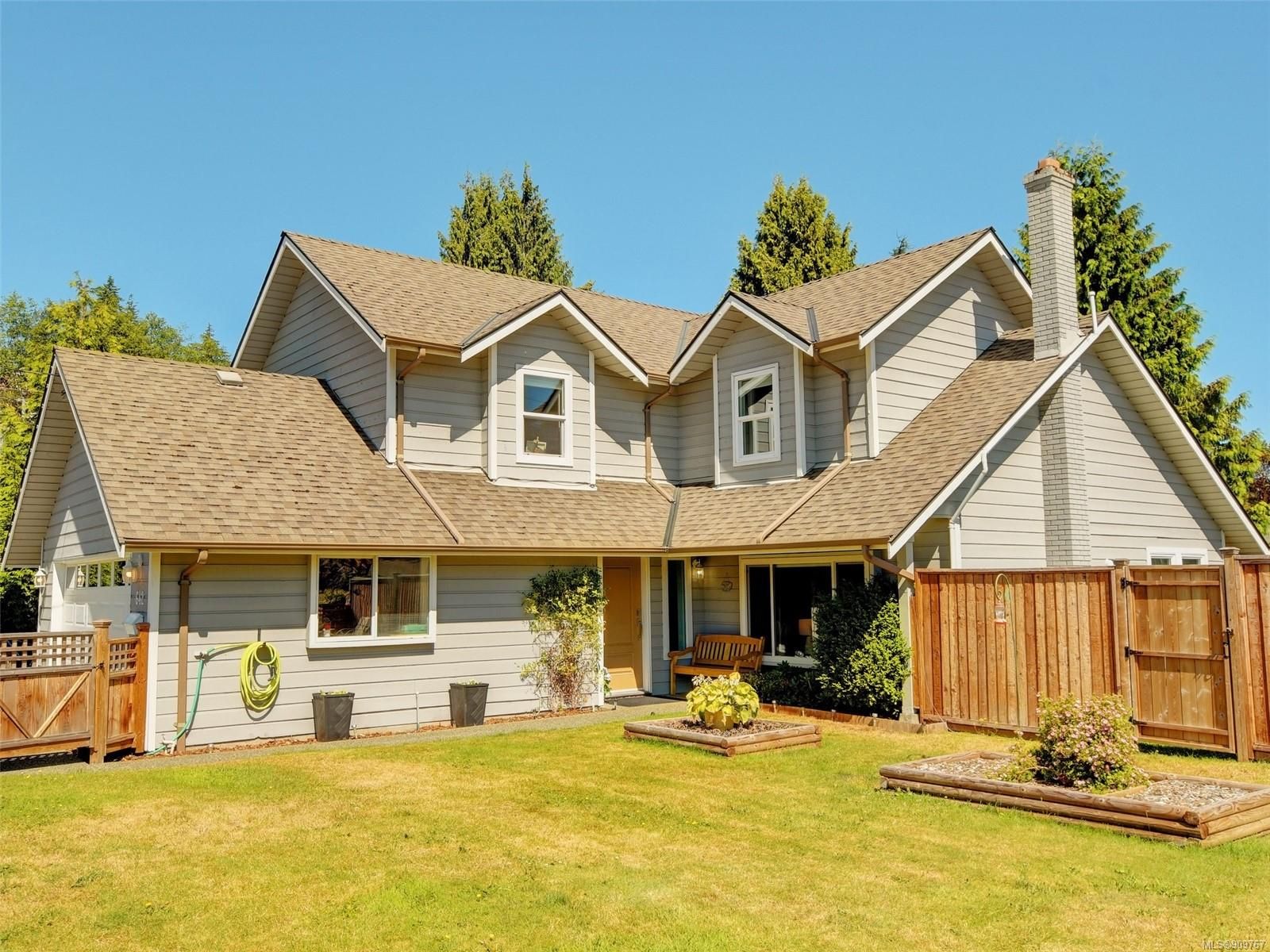 I have sold a property at 642 Cairndale Rd in Colwood
